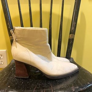 white pointed toe ankle booties